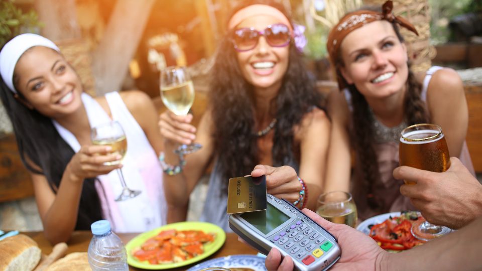 girls in ibiza restaurant