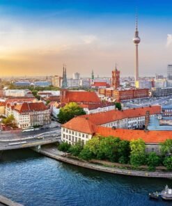 best place to stay in berlin img